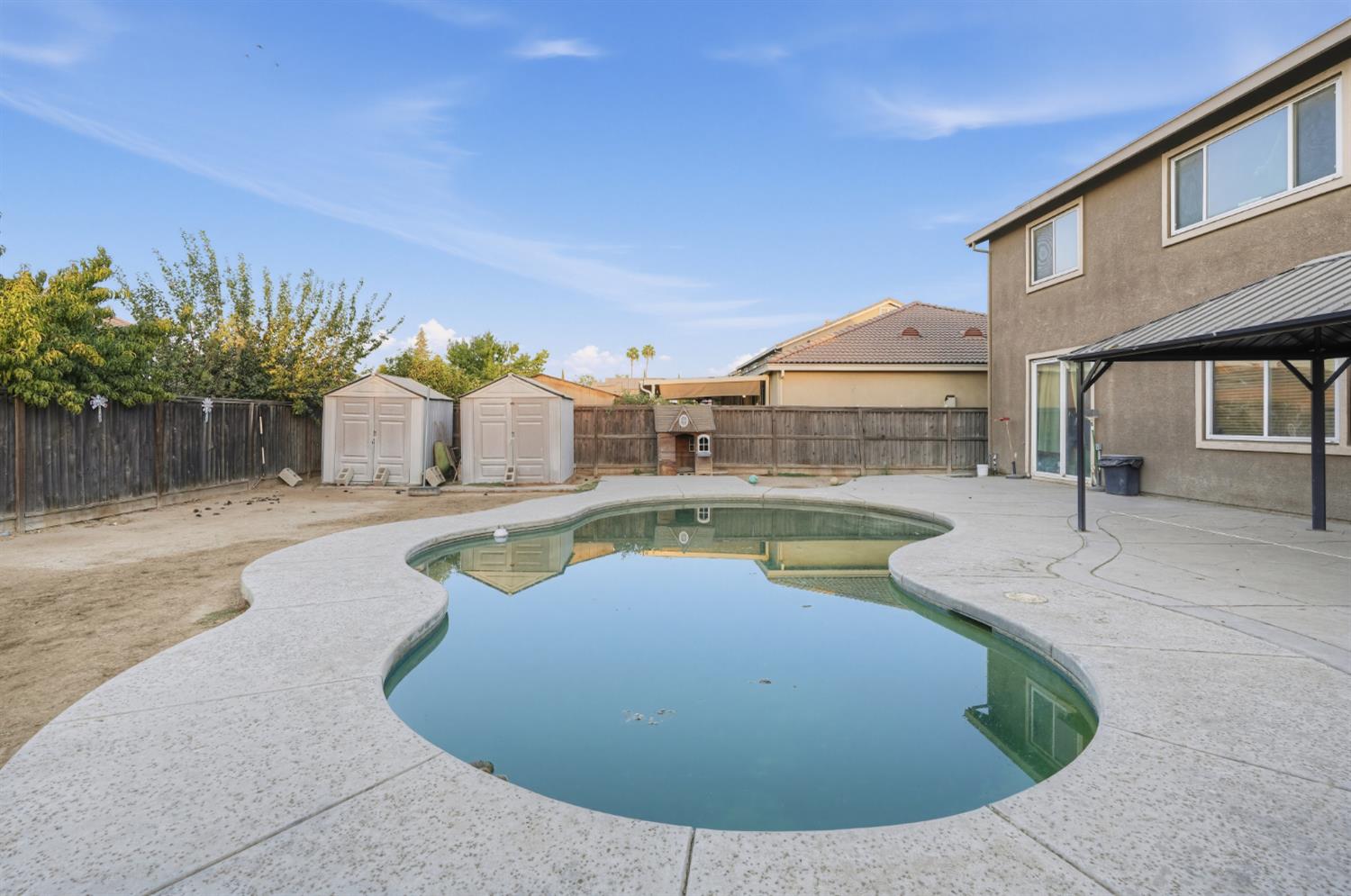 320 Rose, Chowchilla, CA 93610