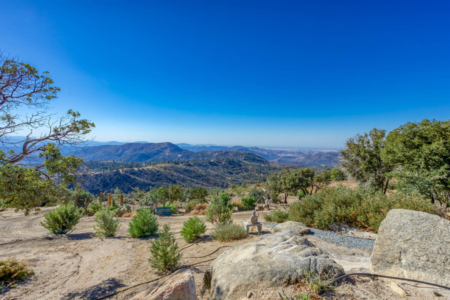 45032 Auberry Rd, Auberry, CA 93602