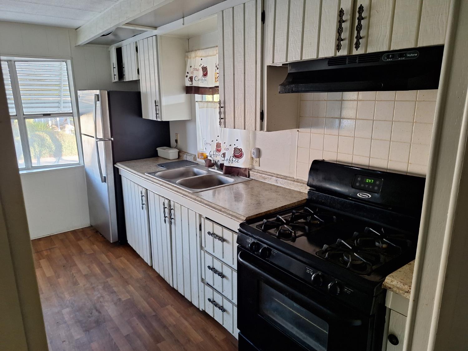 1300 W Olson Ave #166, Reedley, CA 93654