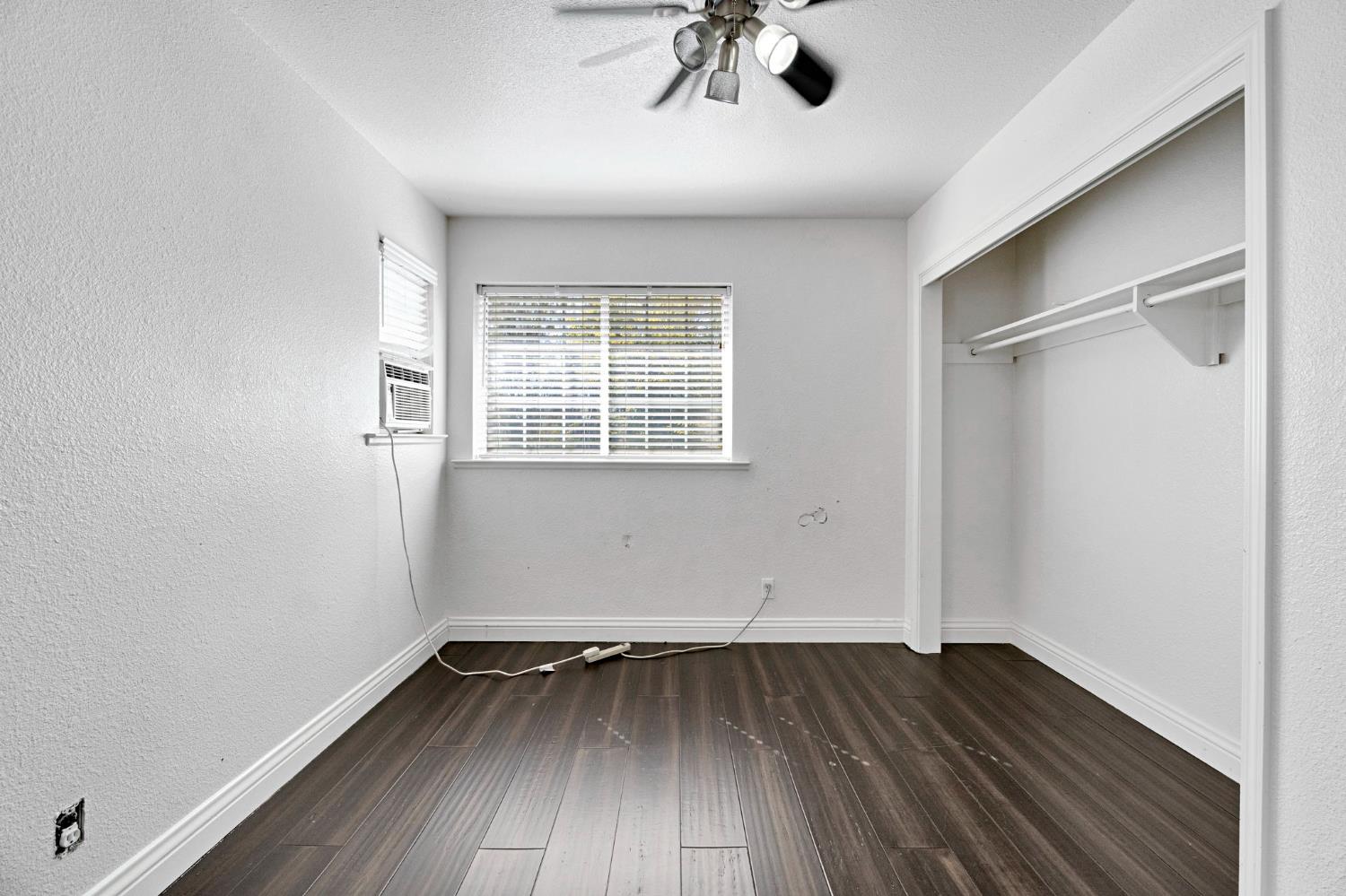 15446 Monreal Rd, Madera, CA 93636