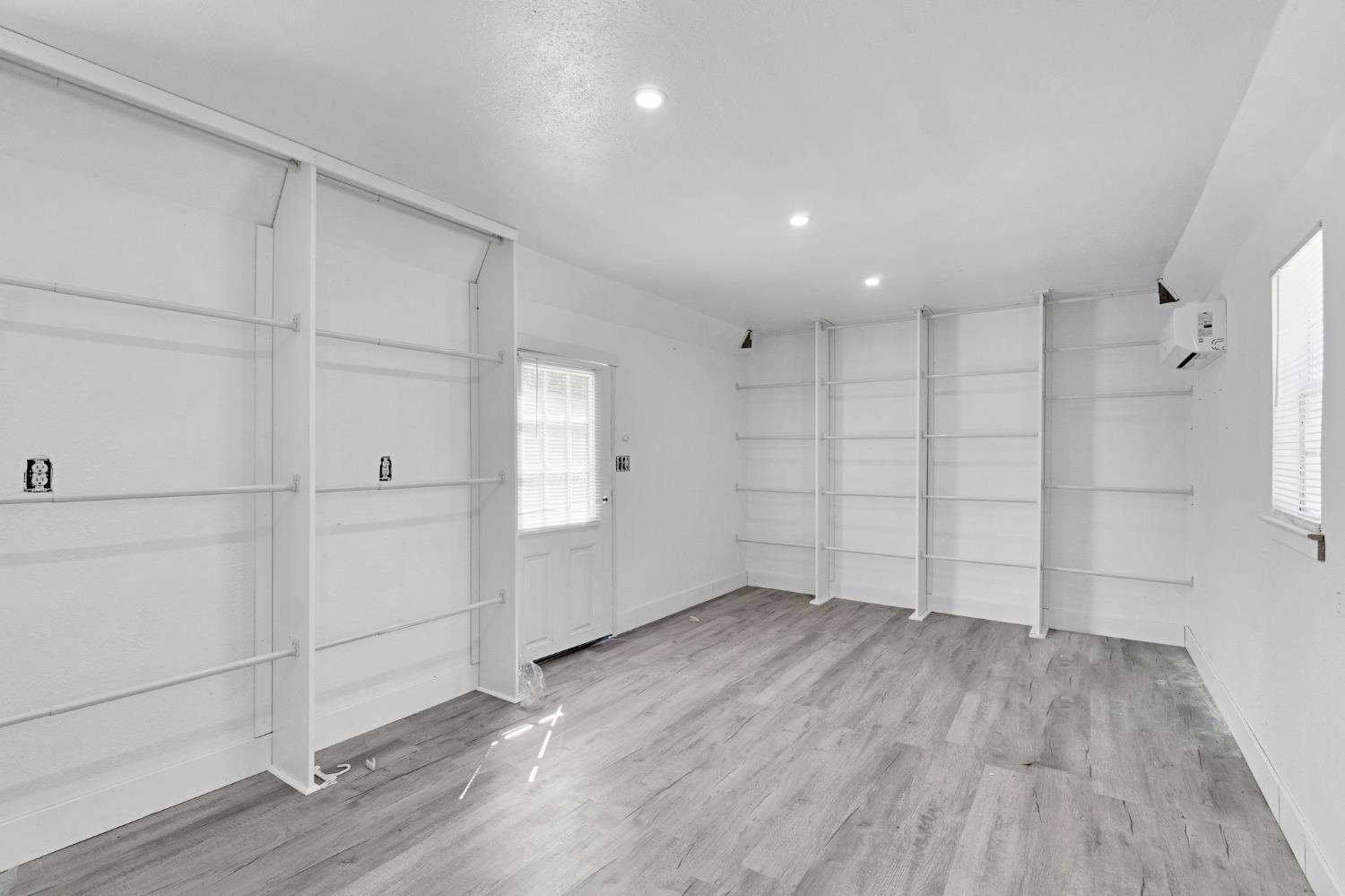 15446 Monreal Rd, Madera, CA 93636
