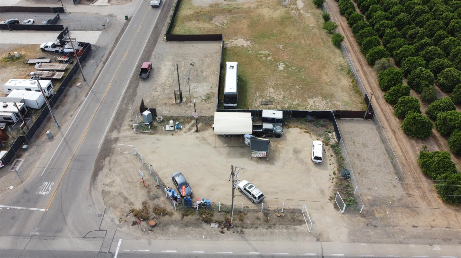 2015 N Academy Ave, Sanger, CA 93657
