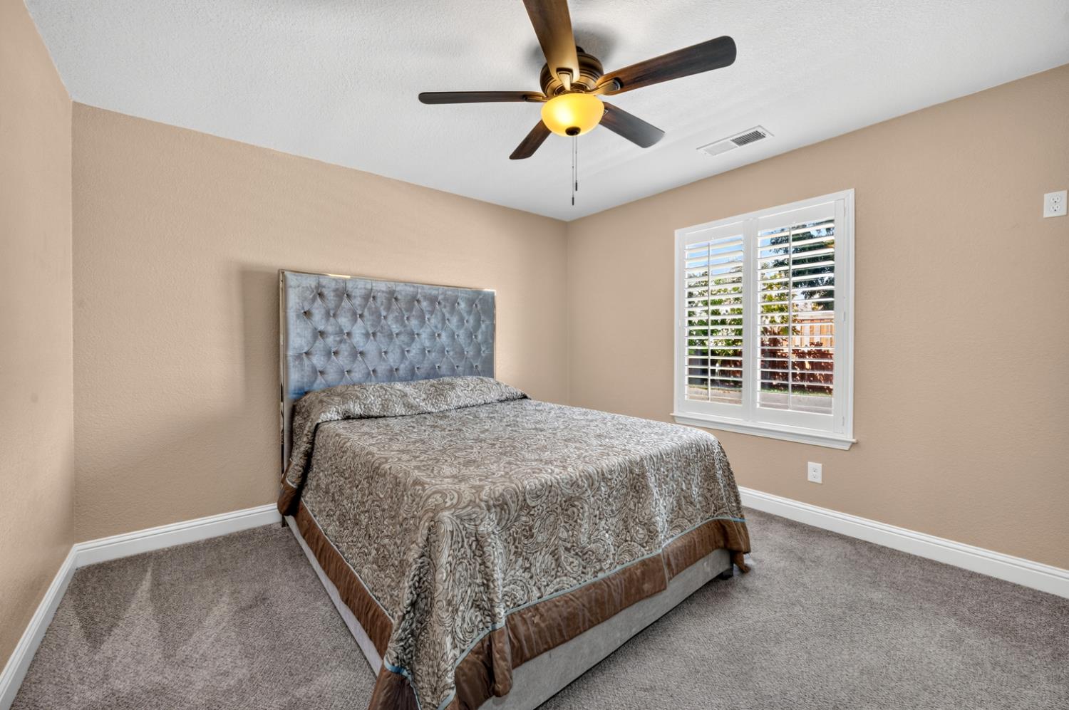 1450 Nelson Blvd, Selma, CA 93662