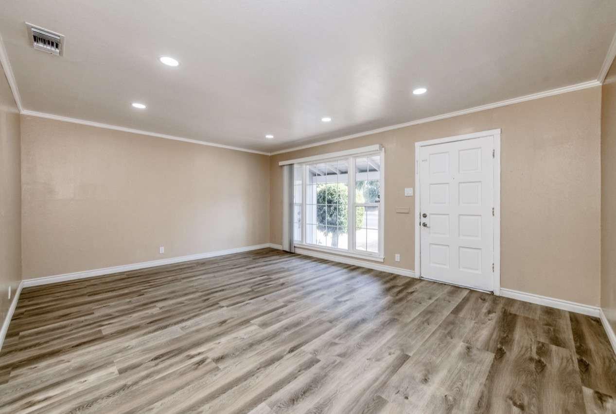 4155 N Palm Ave, Fresno, CA 93704