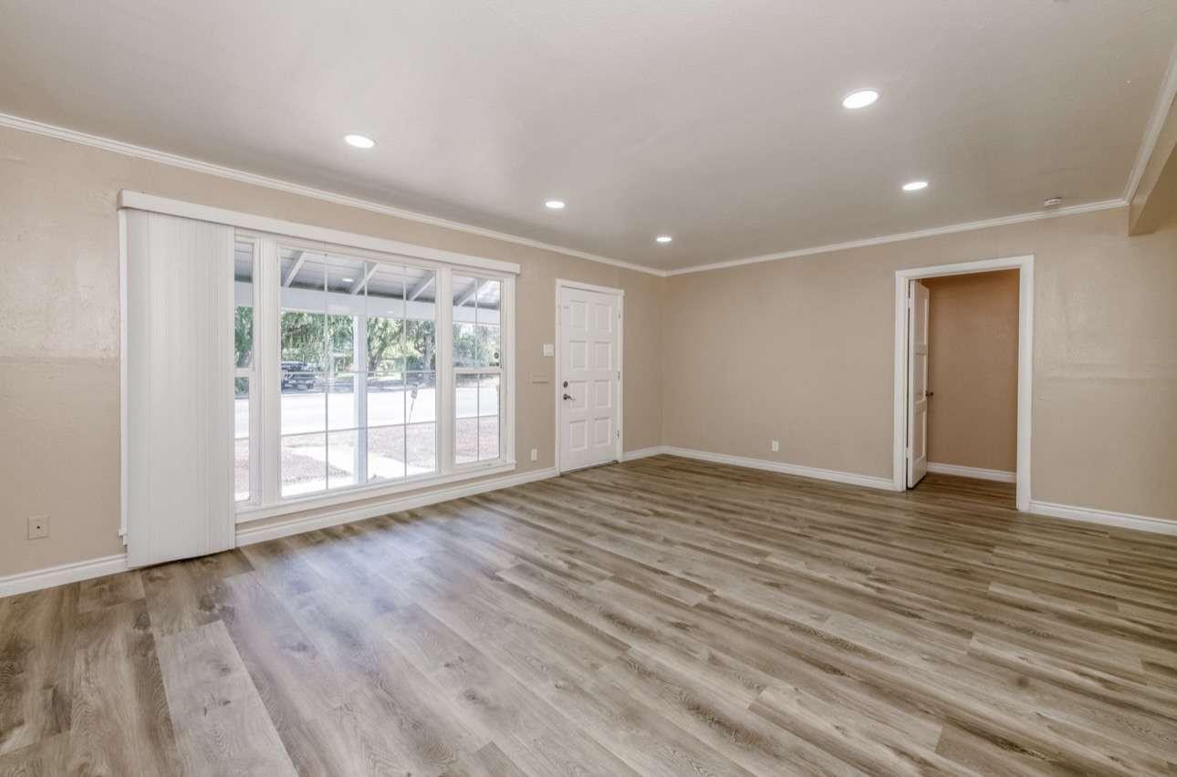 4155 N Palm Ave, Fresno, CA 93704
