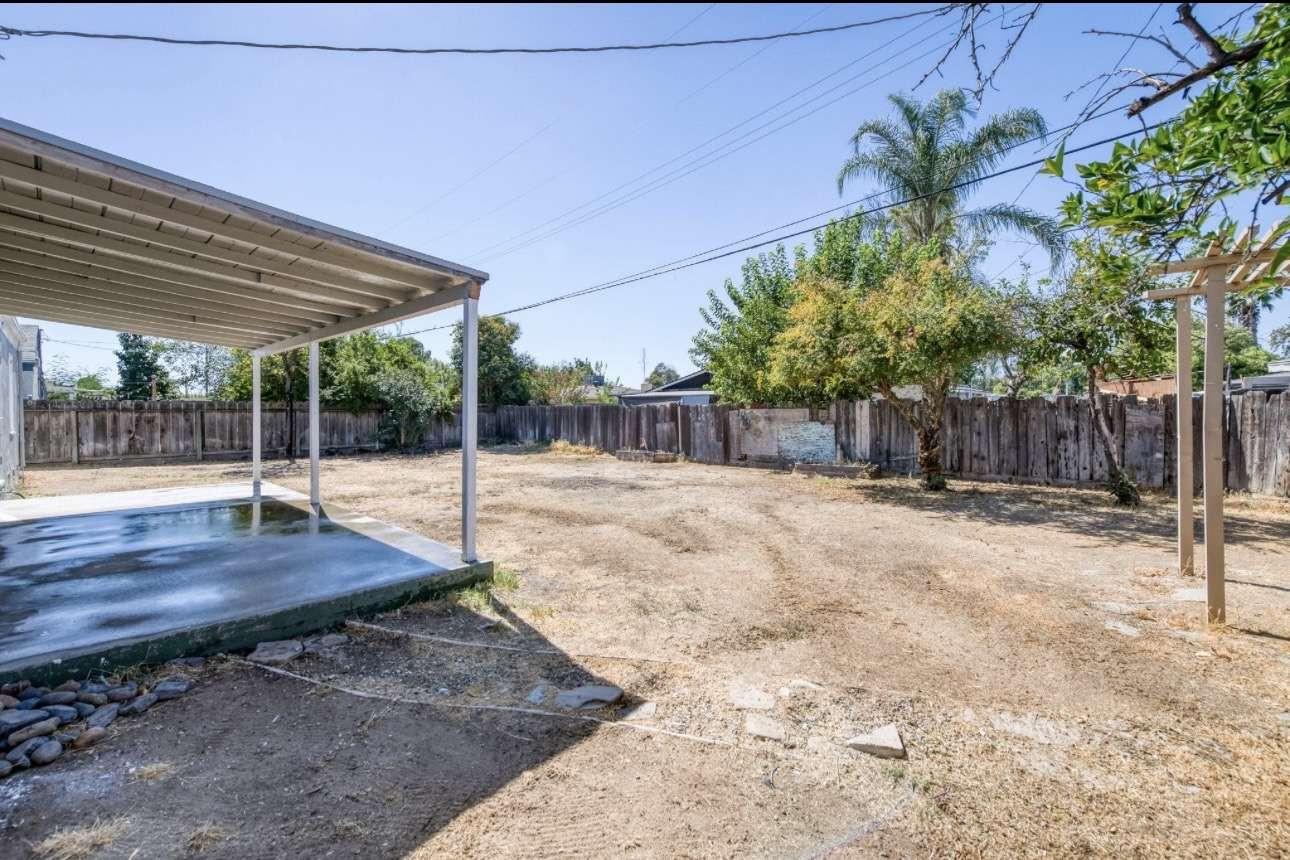 4155 N Palm Ave, Fresno, CA 93704