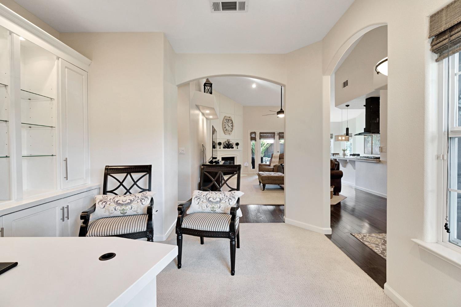 558 W Serena Ave, Clovis, CA 93619