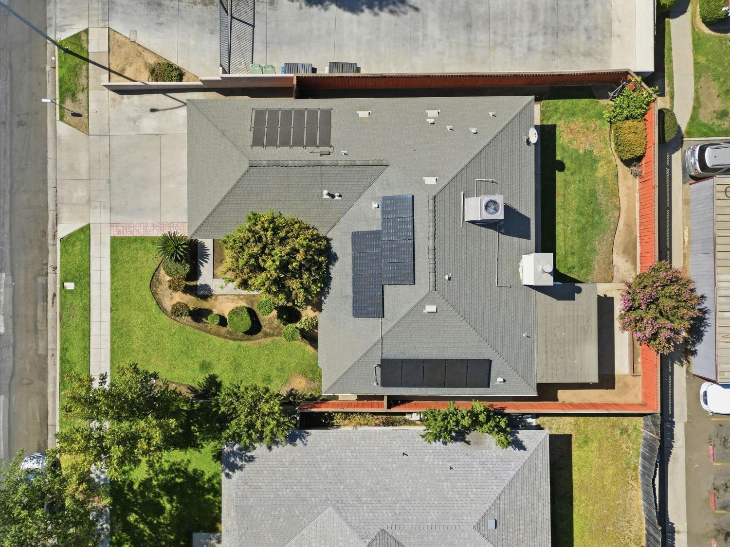 2840 W Acacia Ave, Fresno, CA 93705