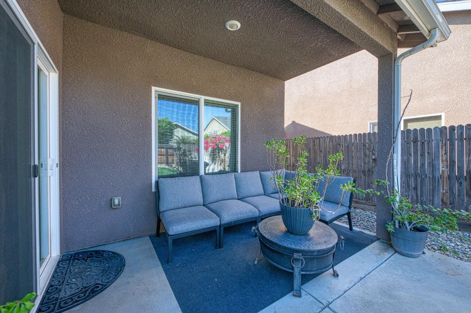 2537 Junipero Ave, Clovis, CA 93619
