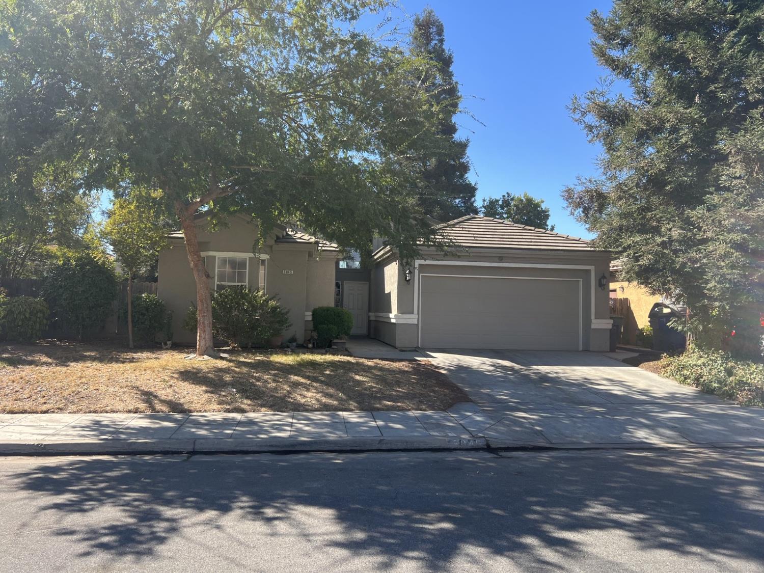 5845 W Decatur Ave, Fresno, CA 93722