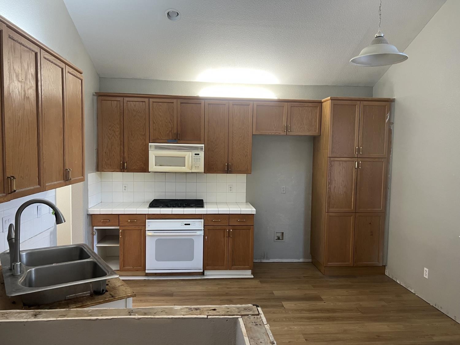 5845 W Decatur Ave, Fresno, CA 93722