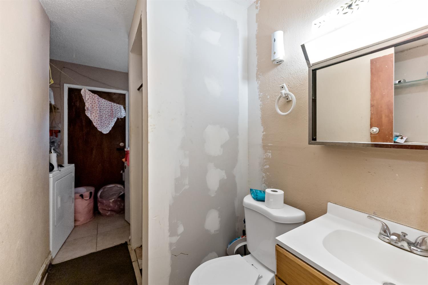 33142 W Hidalgo Ave, Cantua Creek, CA 93608