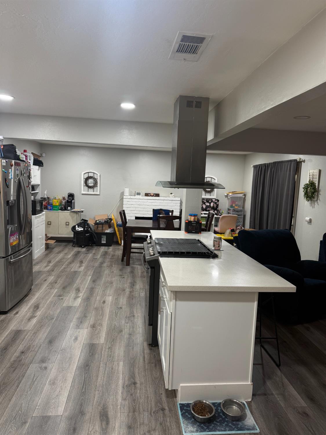 4686 N Kavanagh Ave, Fresno, CA 93705