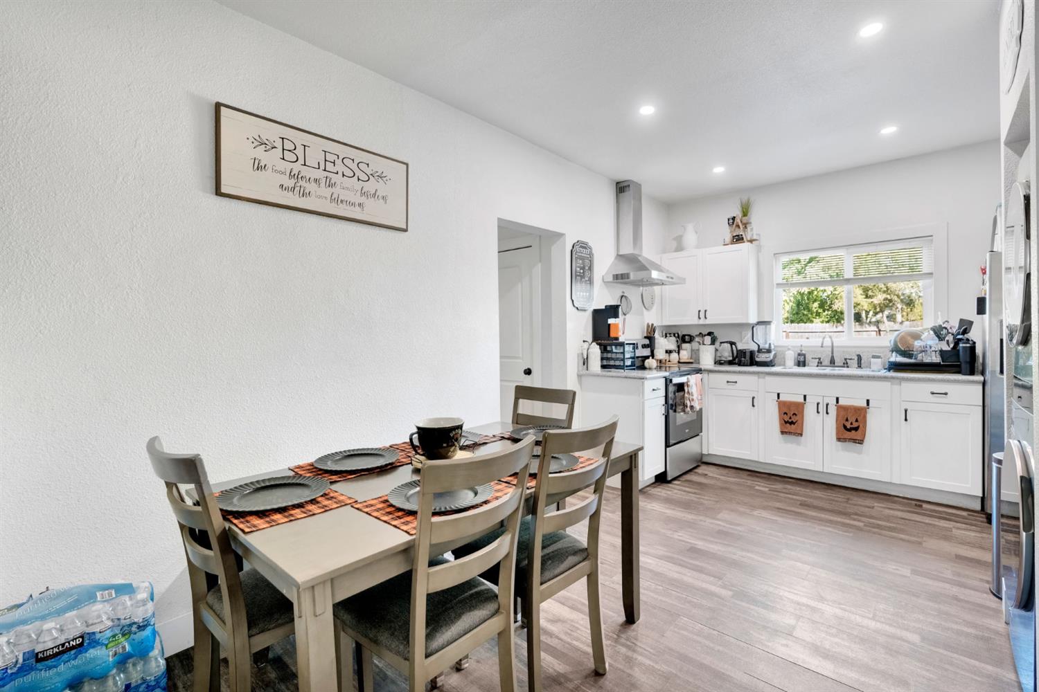 1453 Tucker St, Selma, CA 93662