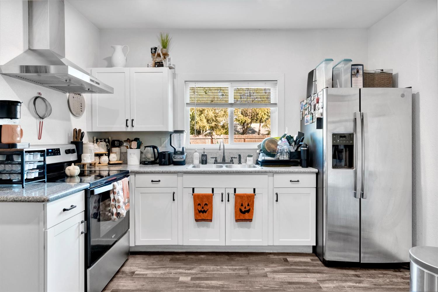 1453 Tucker St, Selma, CA 93662