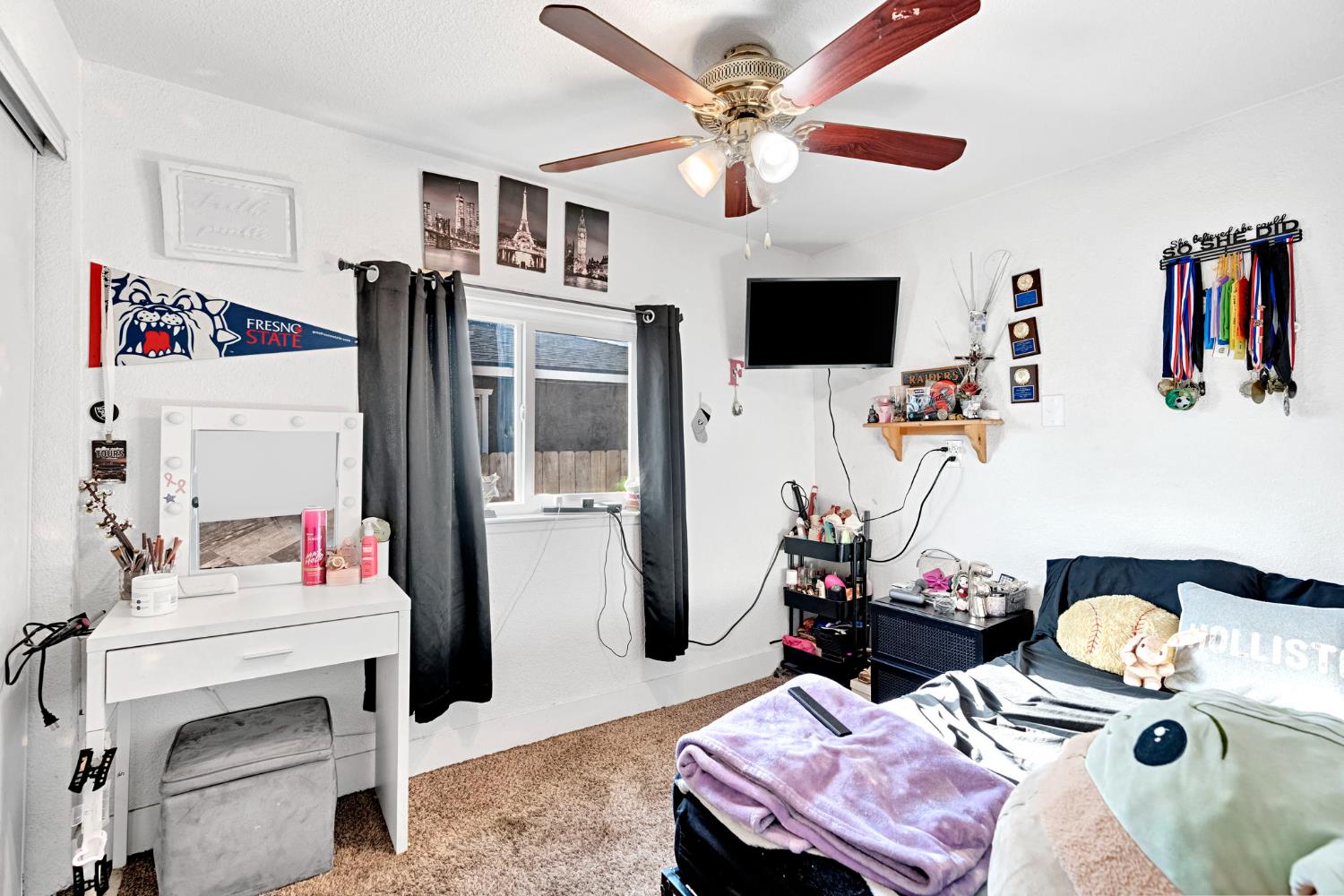 1453 Tucker St, Selma, CA 93662