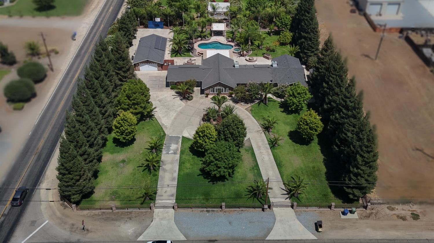 7010 S Frankwood Ave, Reedley, CA 93654