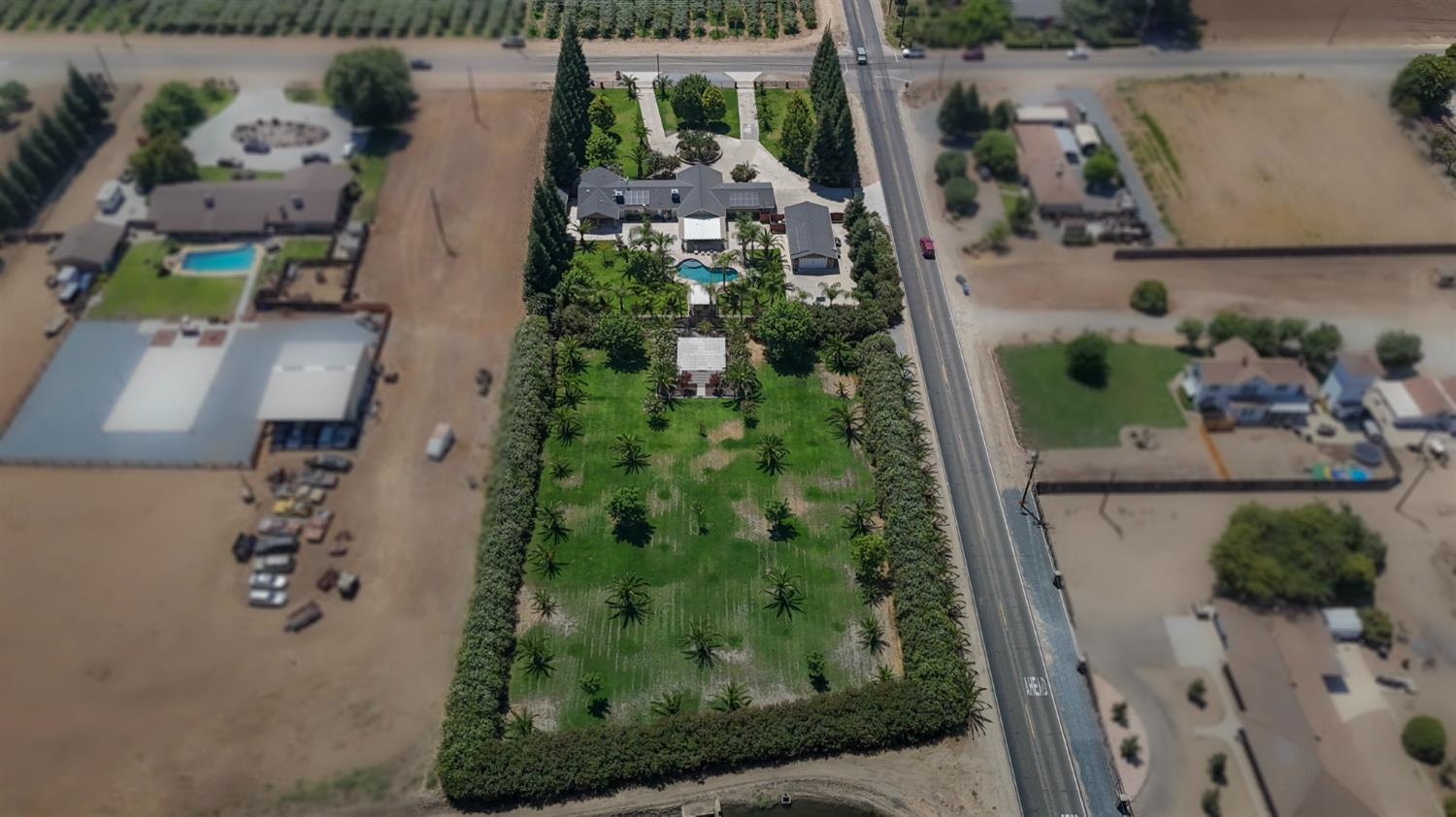 7010 S Frankwood Ave, Reedley, CA 93654