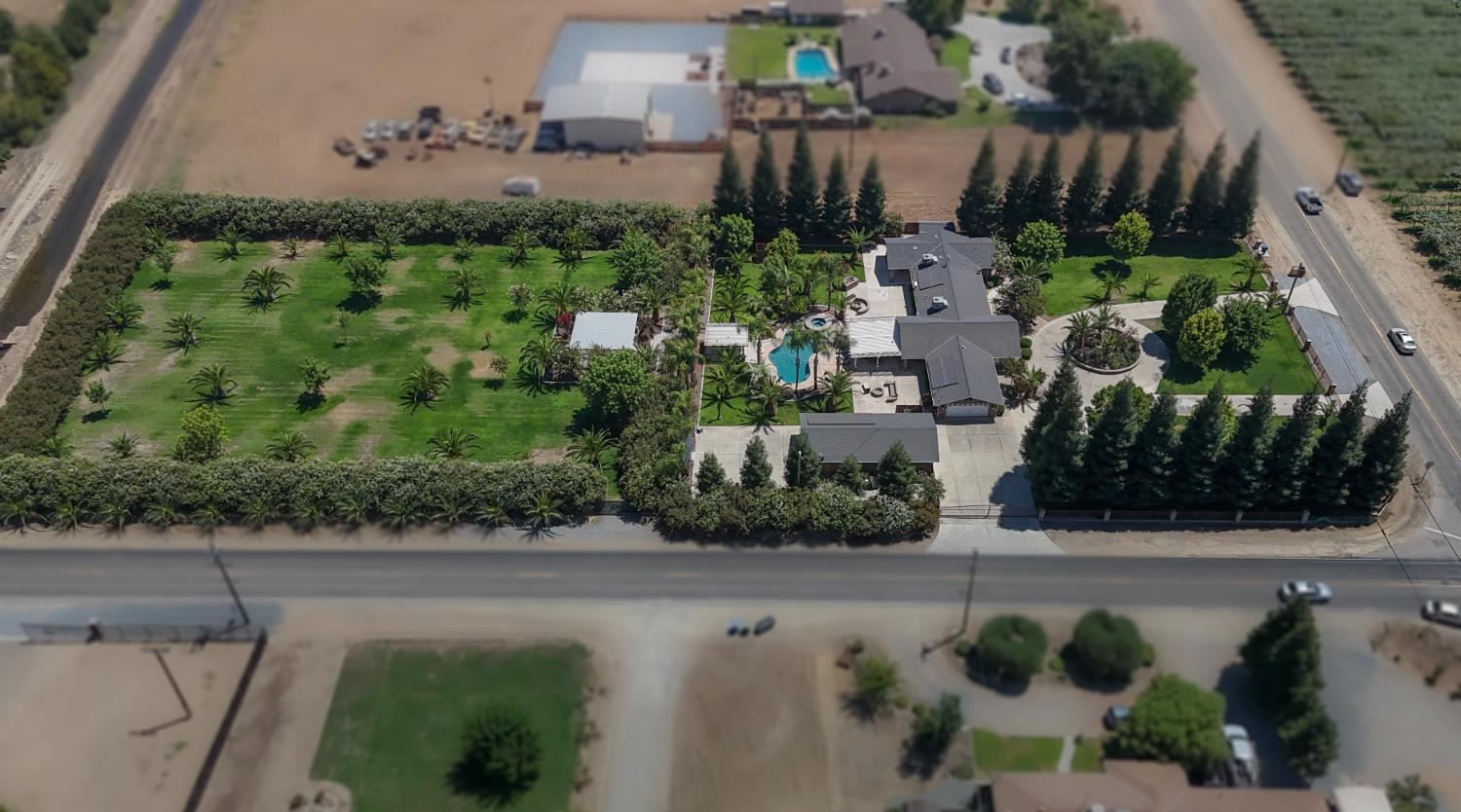 7010 S Frankwood Ave, Reedley, CA 93654