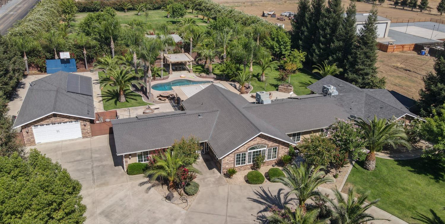 7010 S Frankwood Ave, Reedley, CA 93654