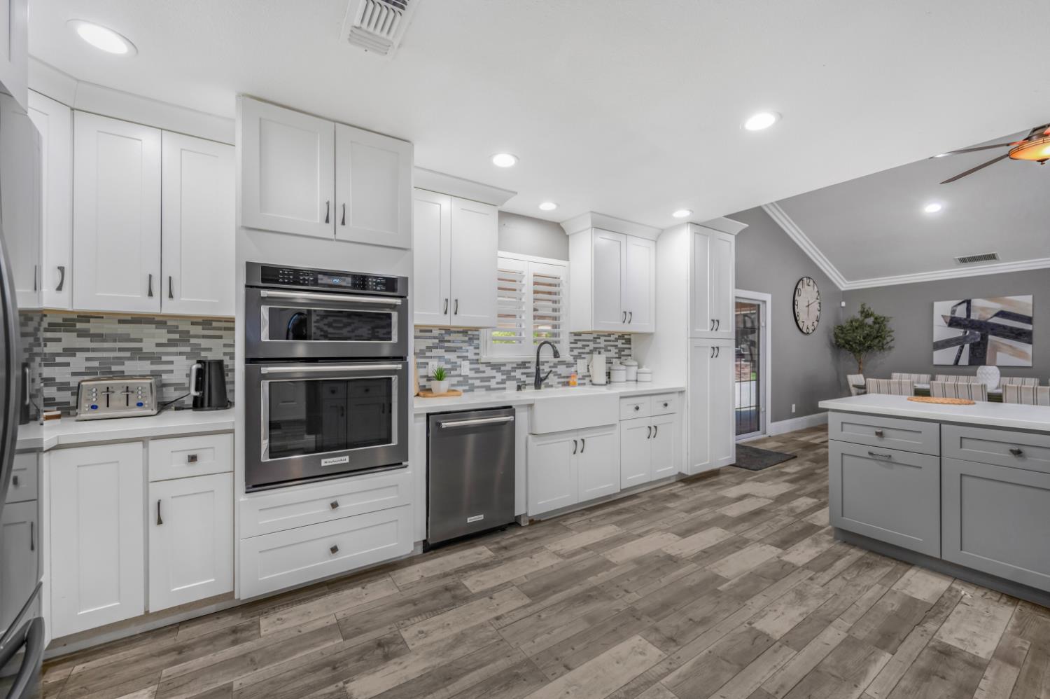 7010 S Frankwood Ave, Reedley, CA 93654