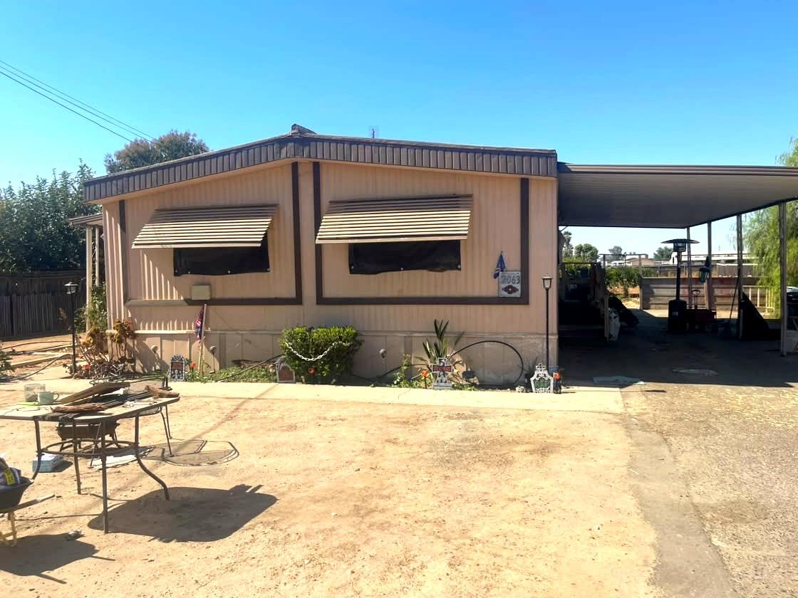 2061 N Cornelia, Fresno, CA 93722