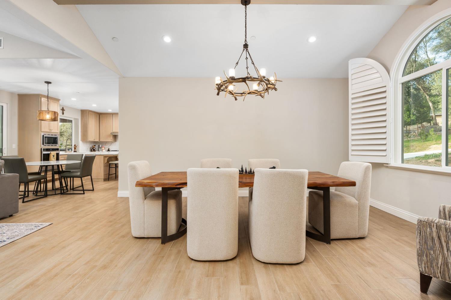 38614 Bon Veu Cir, Oakhurst, CA 93644