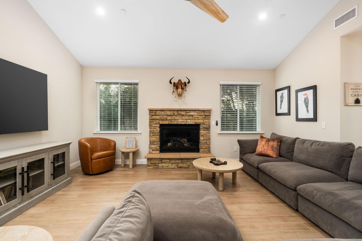 38614 Bon Veu Cir, Oakhurst, CA 93644