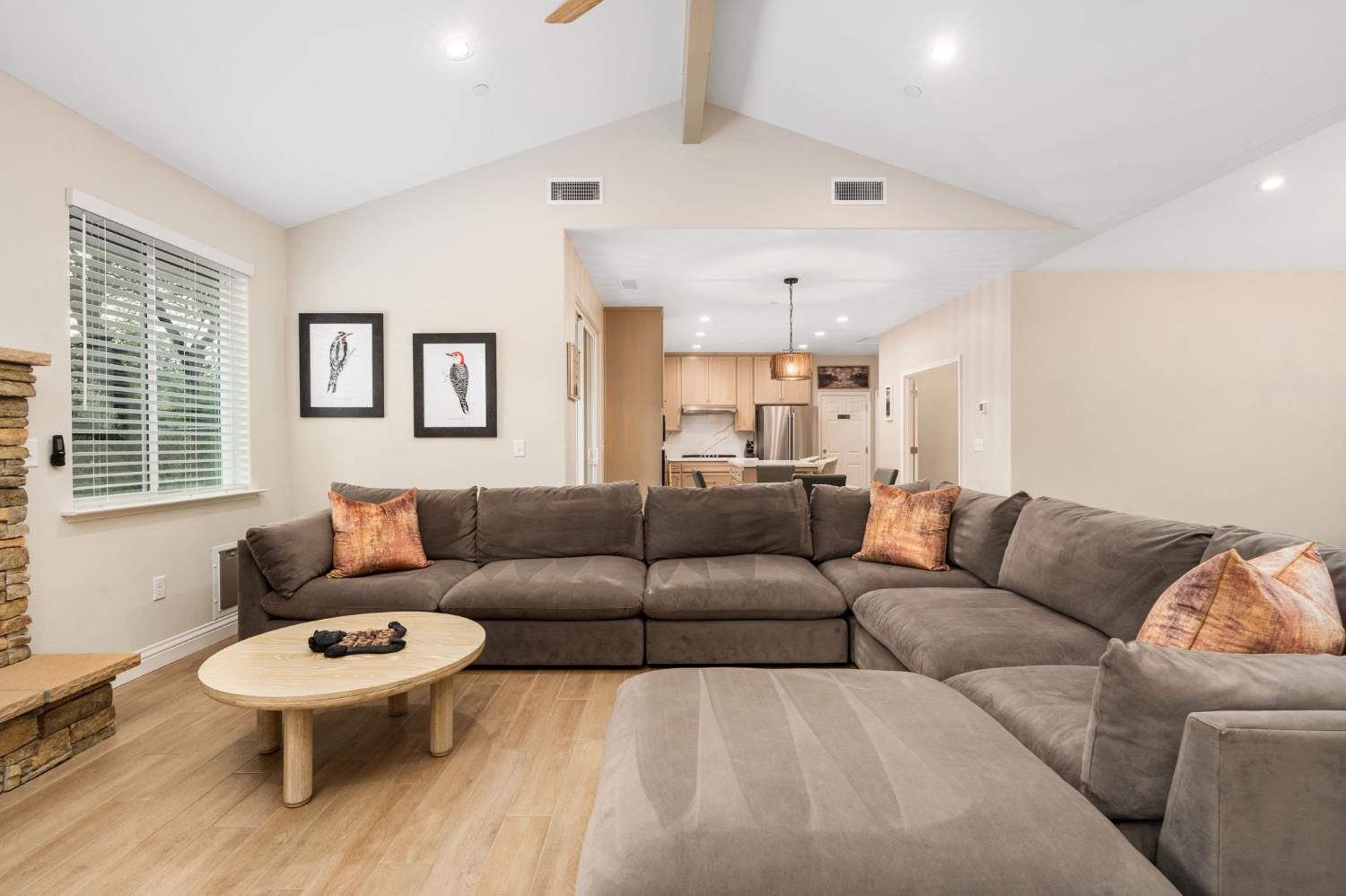 38614 Bon Veu Cir, Oakhurst, CA 93644