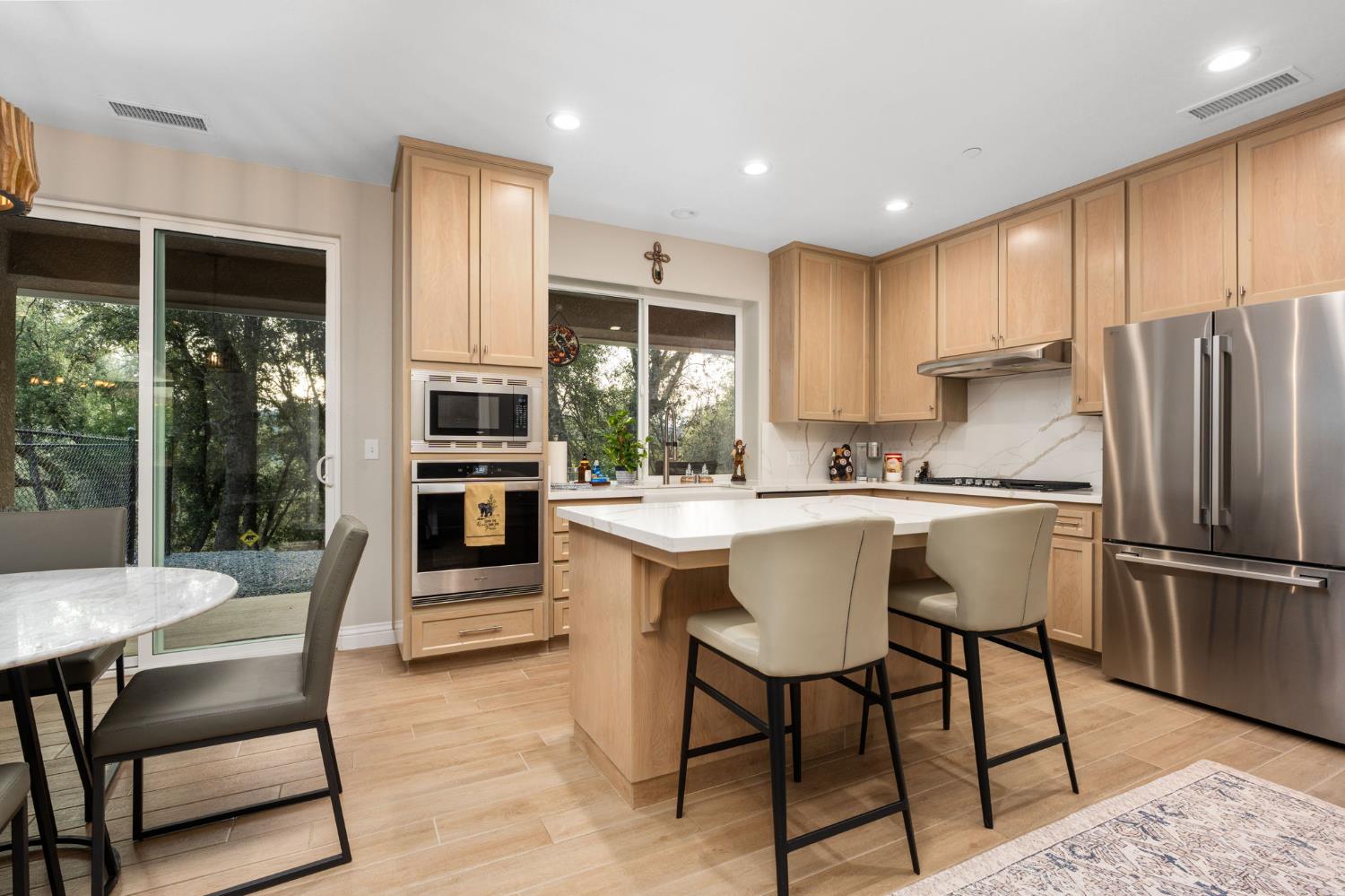 38614 Bon Veu Cir, Oakhurst, CA 93644