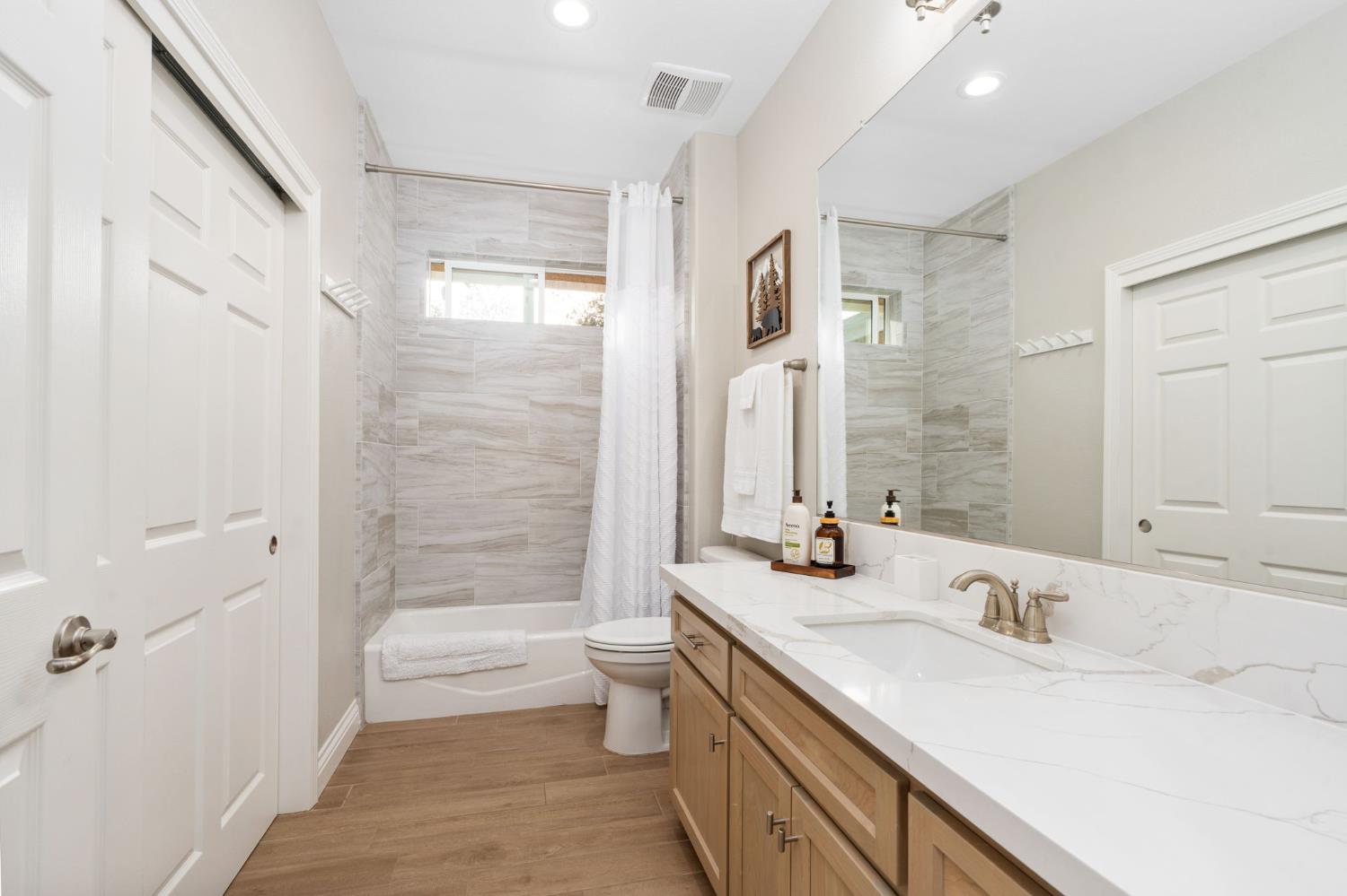 38614 Bon Veu Cir, Oakhurst, CA 93644