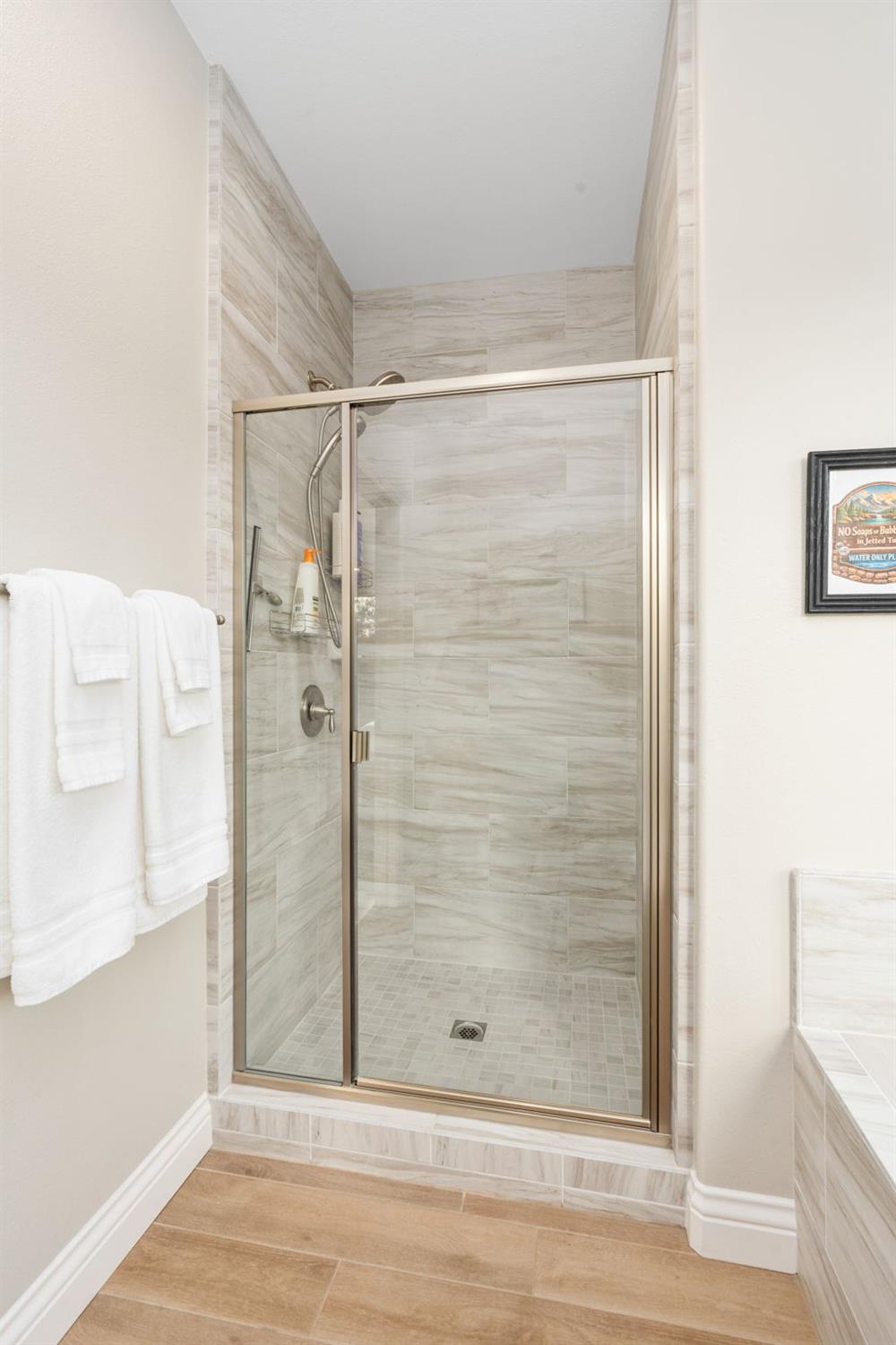 38614 Bon Veu Cir, Oakhurst, CA 93644