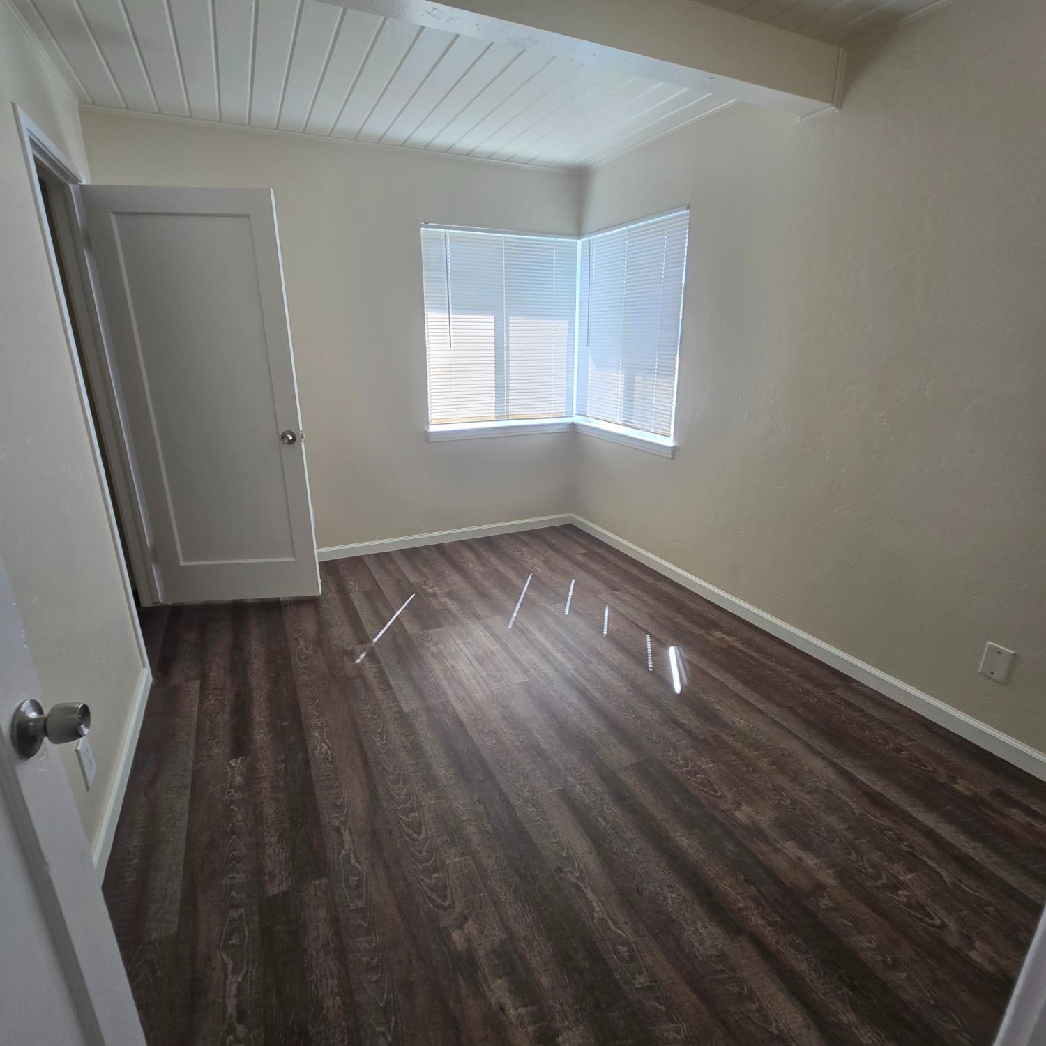646 W Terrace Ave, Fresno, CA 93705
