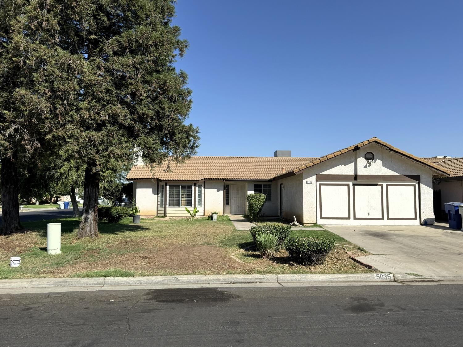 5035 E Belgravia Ave, Fresno, CA 93725