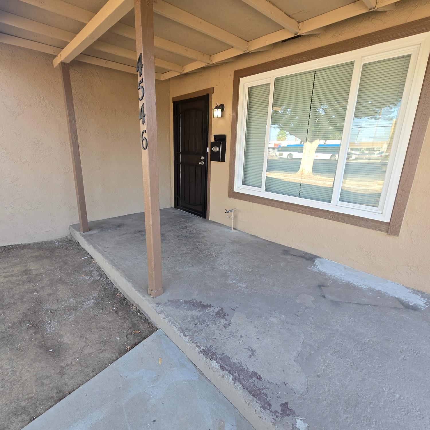 4546 N Fresno St, Fresno, CA 93726
