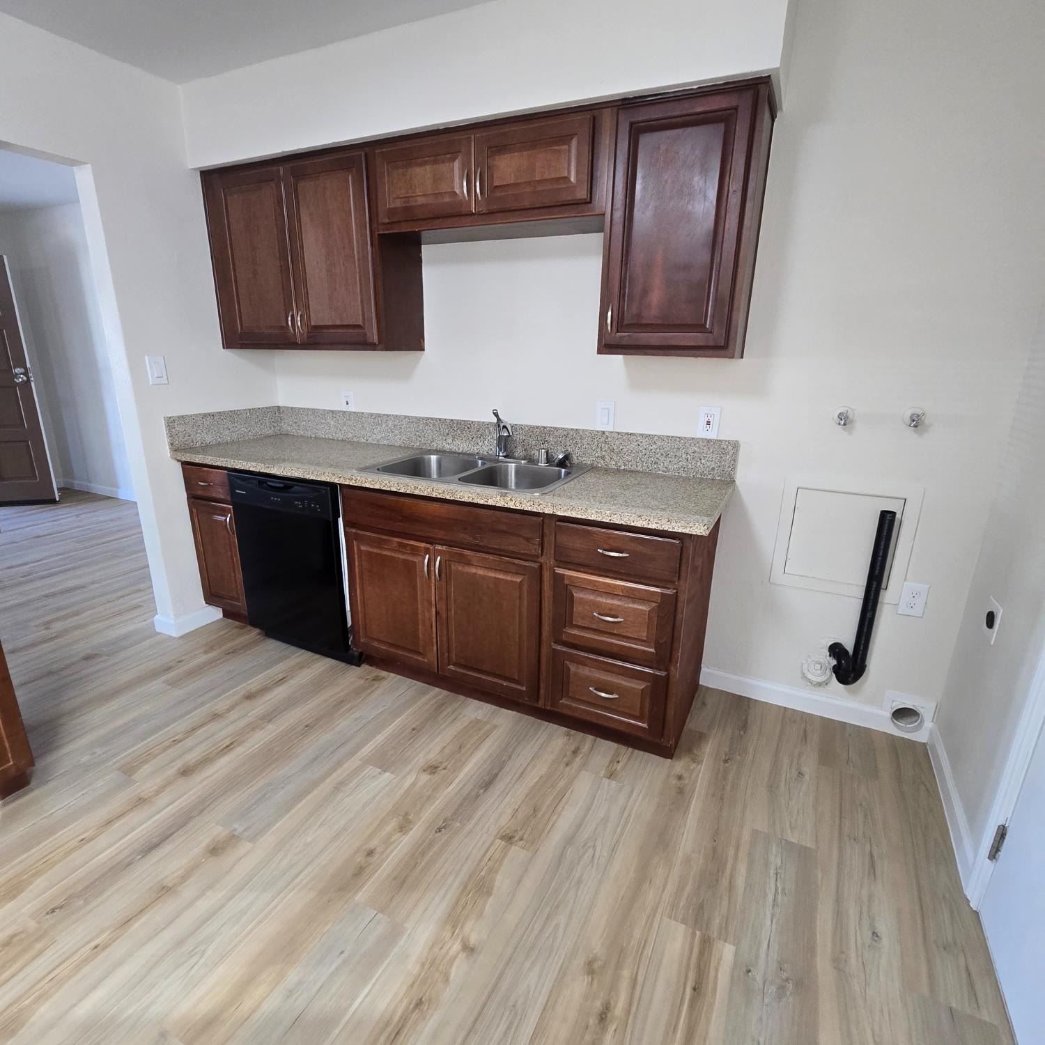 4546 N Fresno St, Fresno, CA 93726