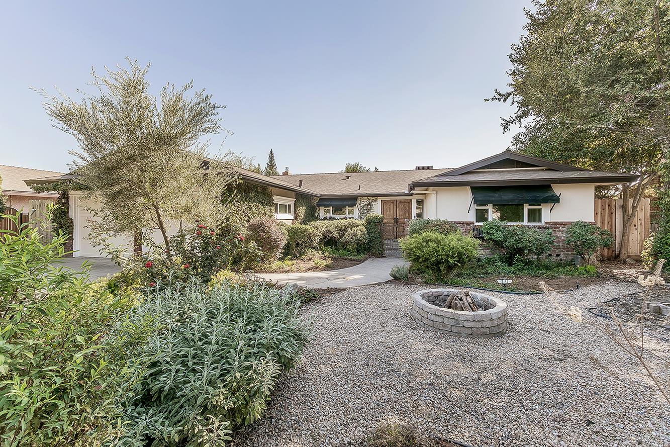783 W Carpenter Ave, Reedley, CA 93654