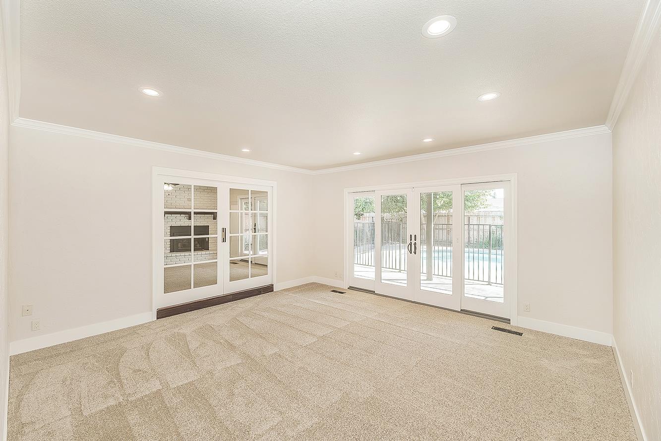 783 W Carpenter Ave, Reedley, CA 93654