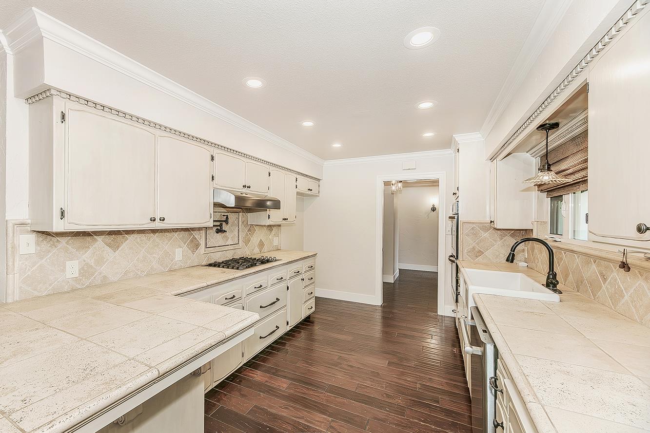 783 W Carpenter Ave, Reedley, CA 93654