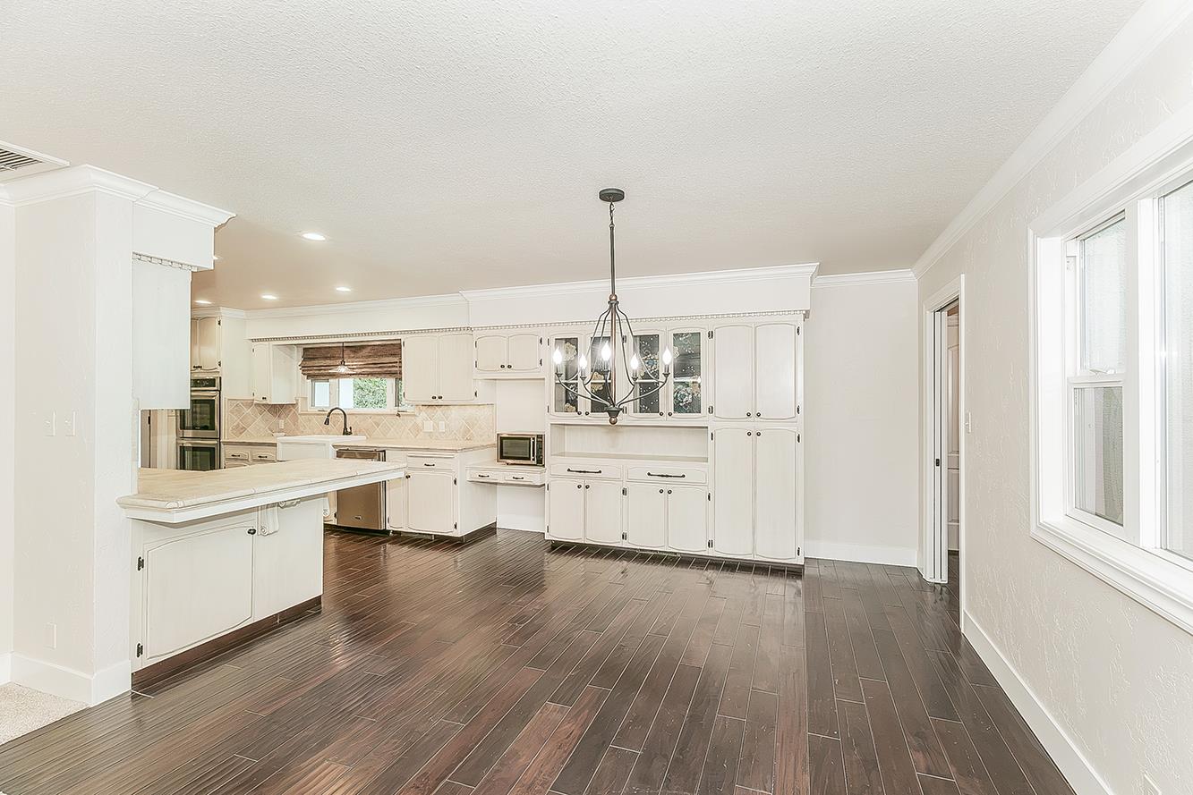 783 W Carpenter Ave, Reedley, CA 93654