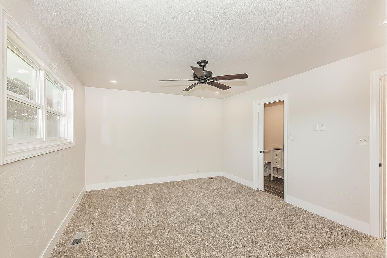 783 W Carpenter Ave, Reedley, CA 93654
