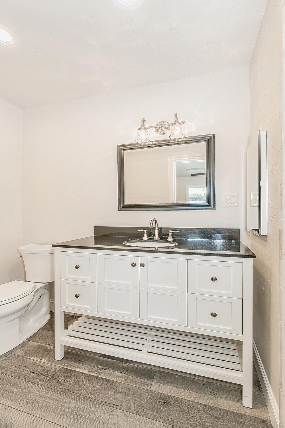 783 W Carpenter Ave, Reedley, CA 93654