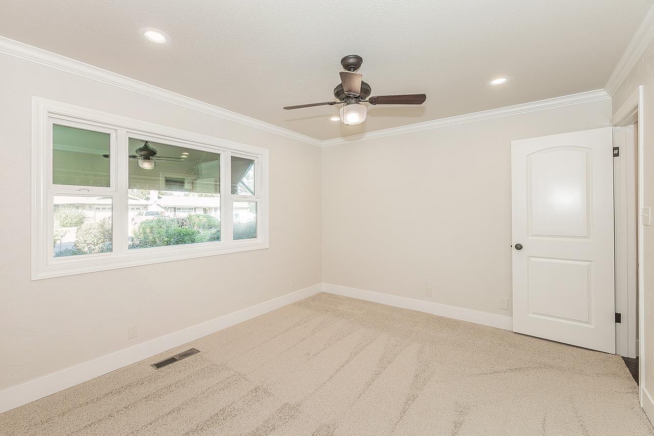 783 W Carpenter Ave, Reedley, CA 93654