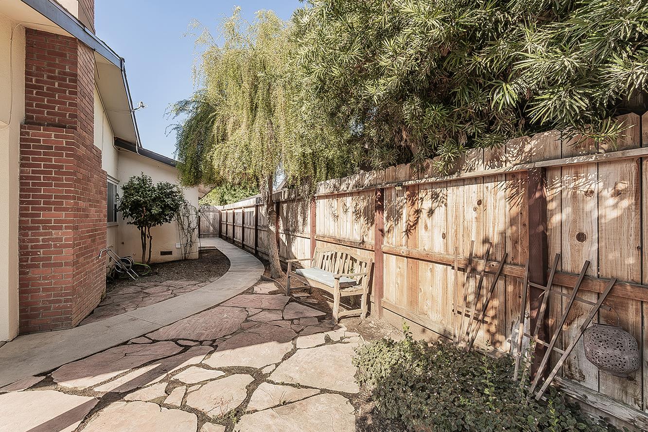 783 W Carpenter Ave, Reedley, CA 93654