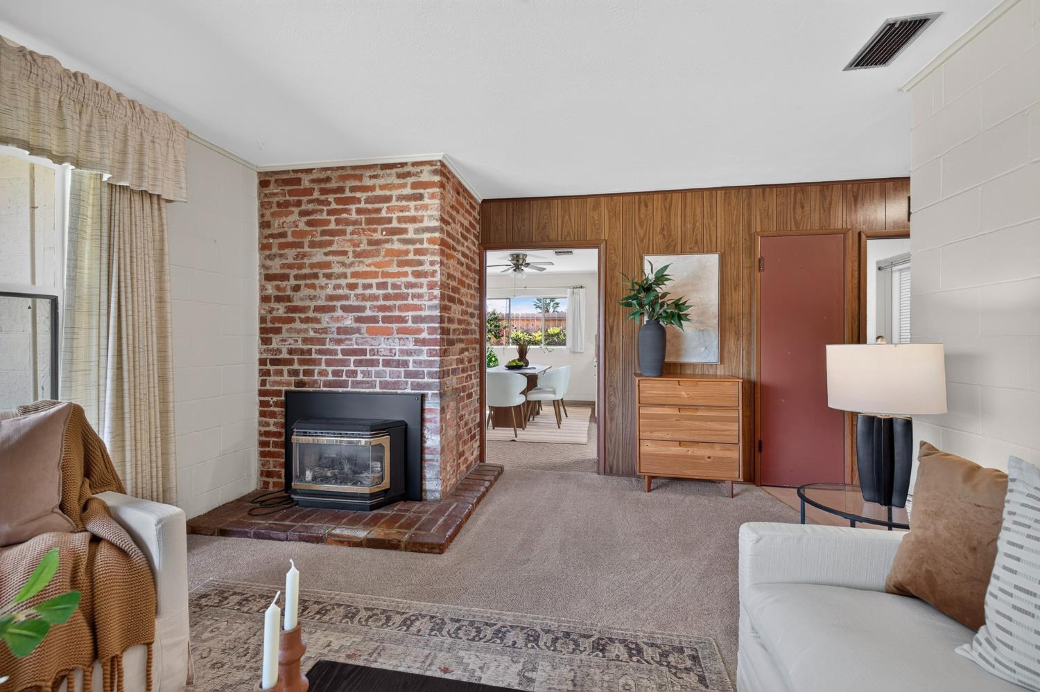 513 Willis Ave, Madera, CA 93637