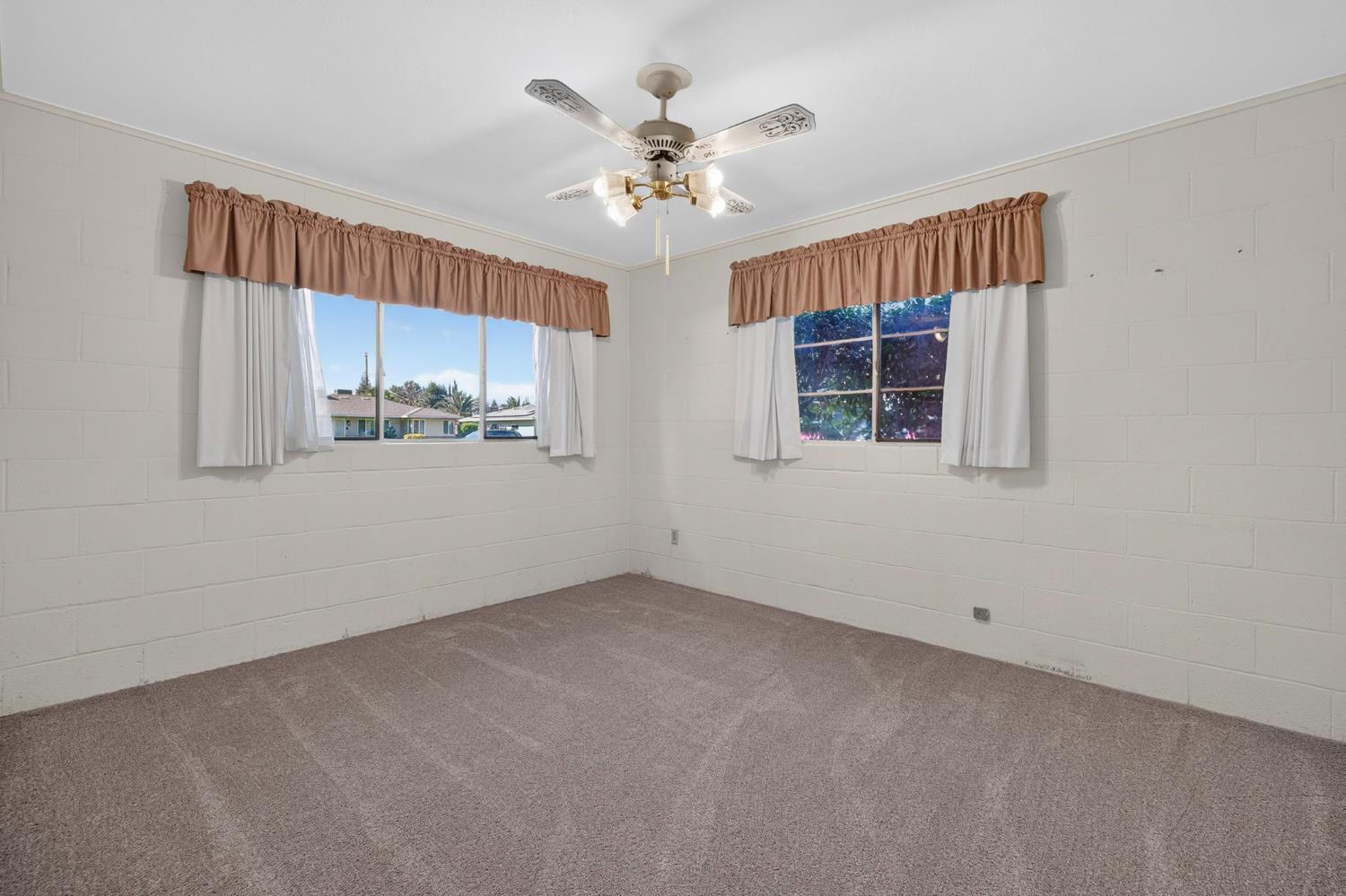 513 Willis Ave, Madera, CA 93637