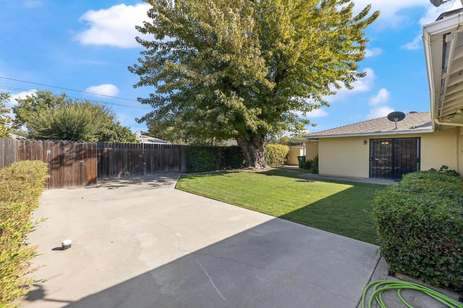 513 Willis Ave, Madera, CA 93637