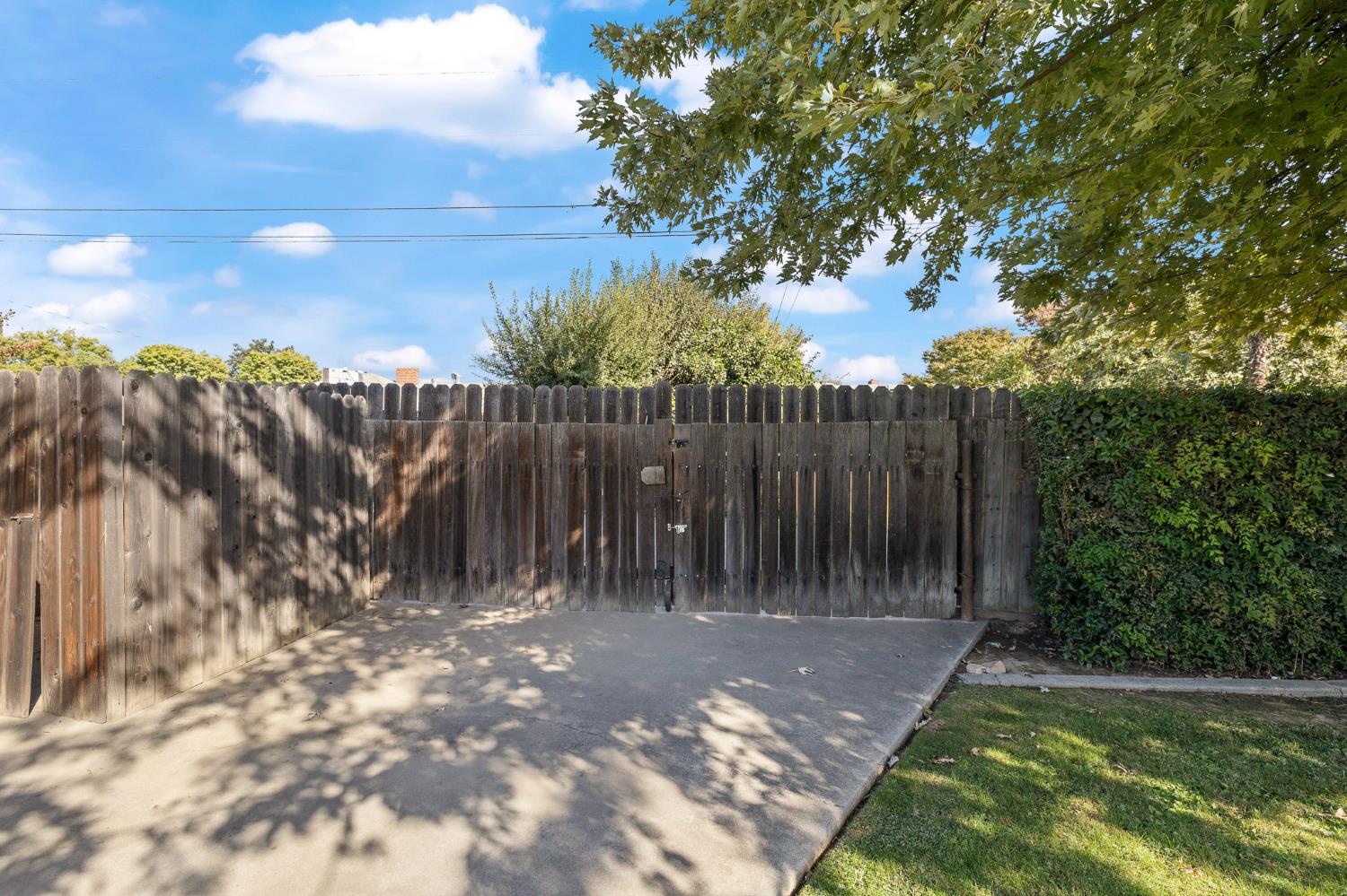513 Willis Ave, Madera, CA 93637
