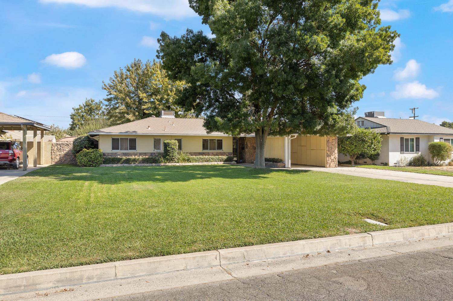 513 Willis Ave, Madera, CA 93637