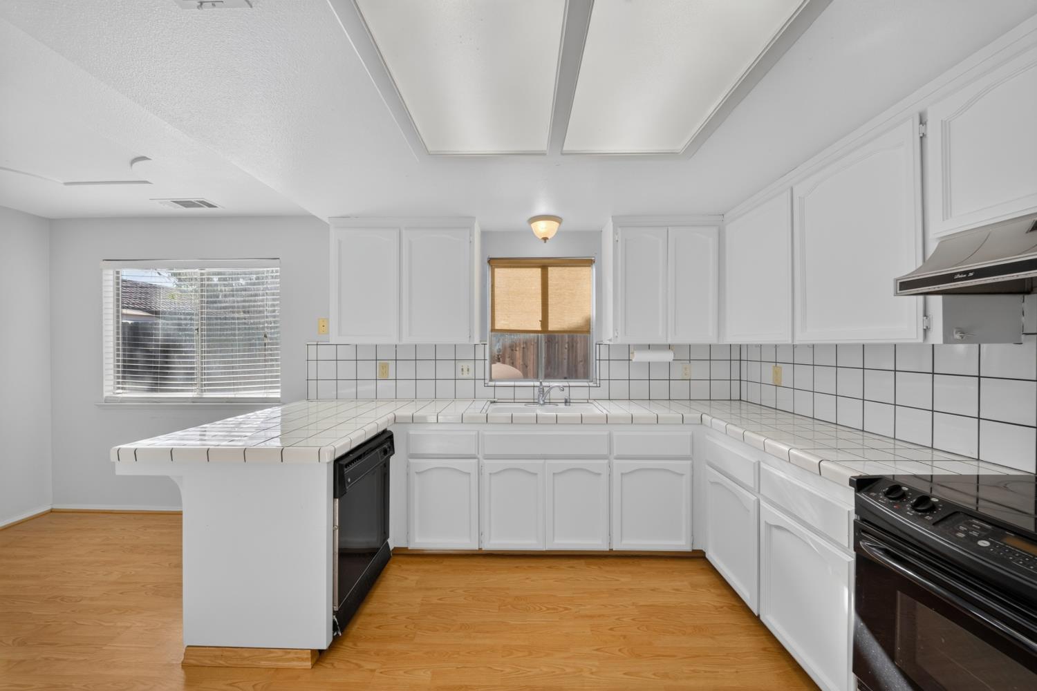 2036 Paul Ave, Clovis, CA 93611